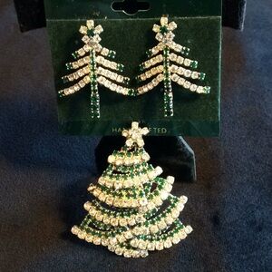 Vintage New Christmas Tree Brooch & Earrings